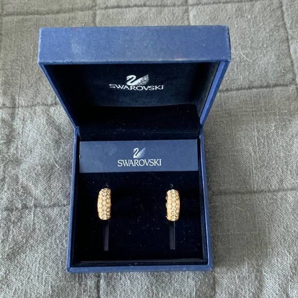 Swarovski Jewelry - Swarovski earrings vintage gold